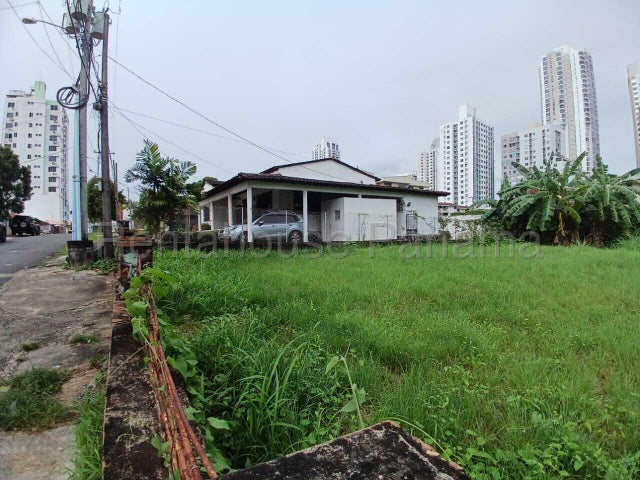 Residential Lot - Lote en Carrasquilla